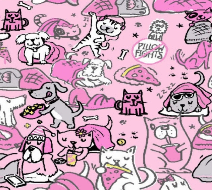 Print Top - Dogs Staycation