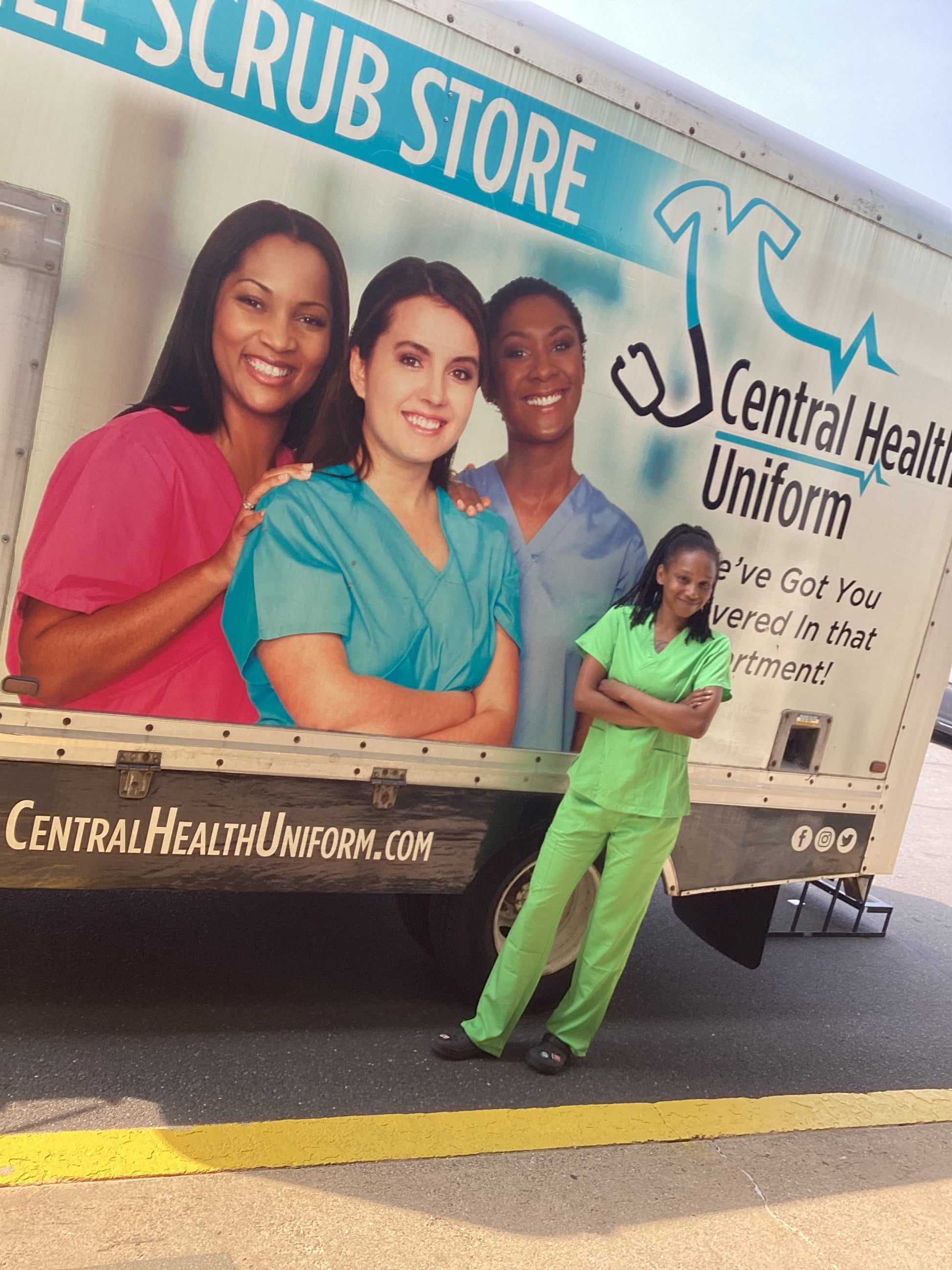 Medichic Green Apple V-Neck Zipper pants - Ruth